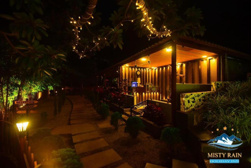 Misty Rain Estate Hotel Madikeri Exterior foto